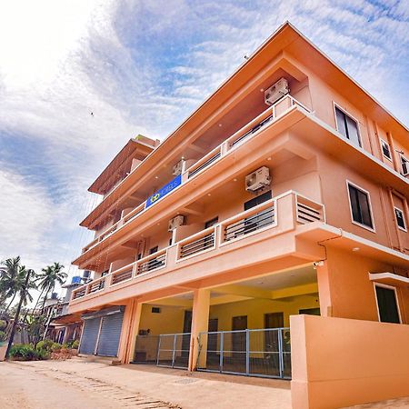 Fabhotel Baga Tulip - 500M From Baga Beach Ngoại thất bức ảnh