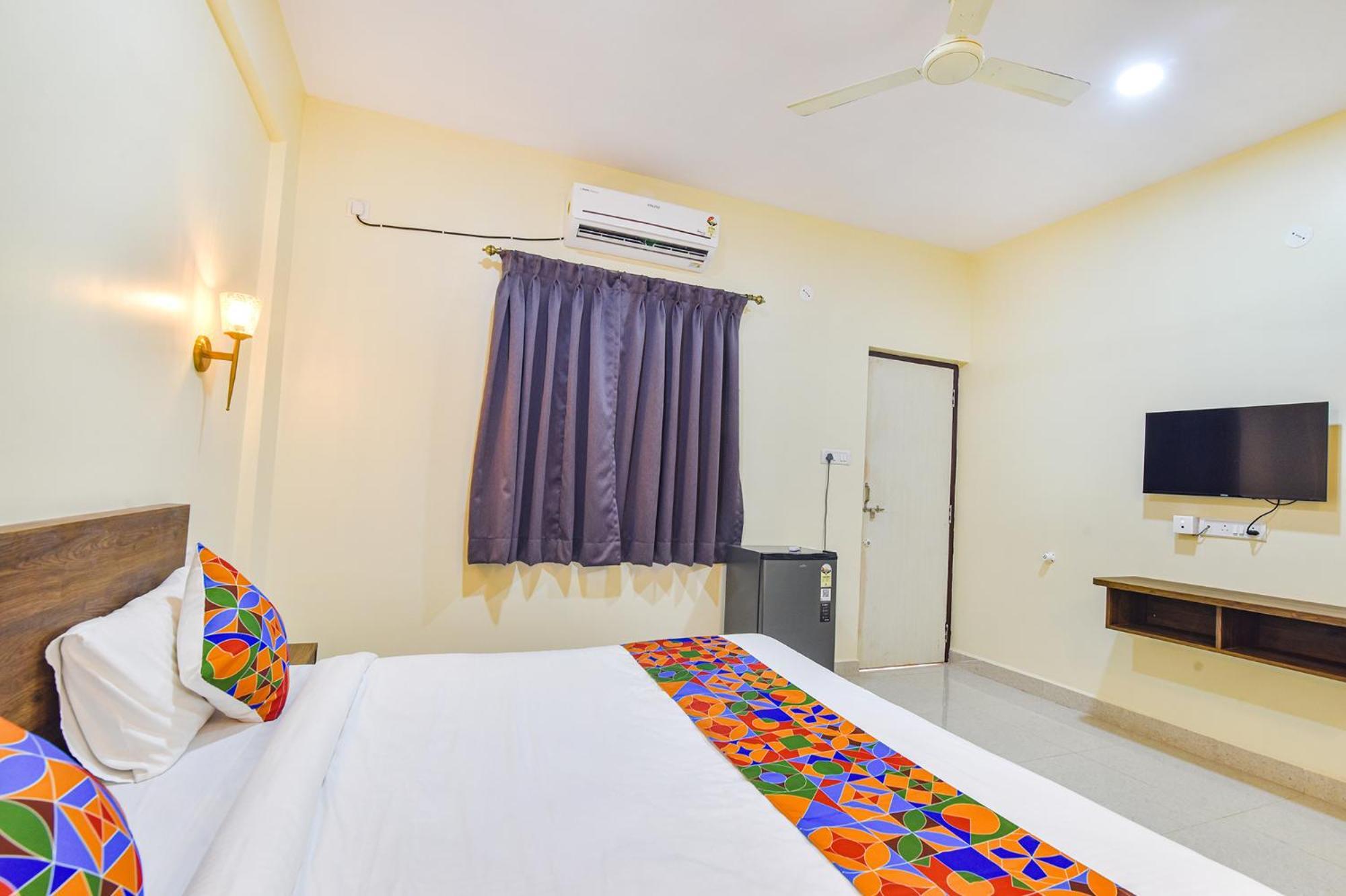 Fabhotel Baga Tulip - 500M From Baga Beach Ngoại thất bức ảnh
