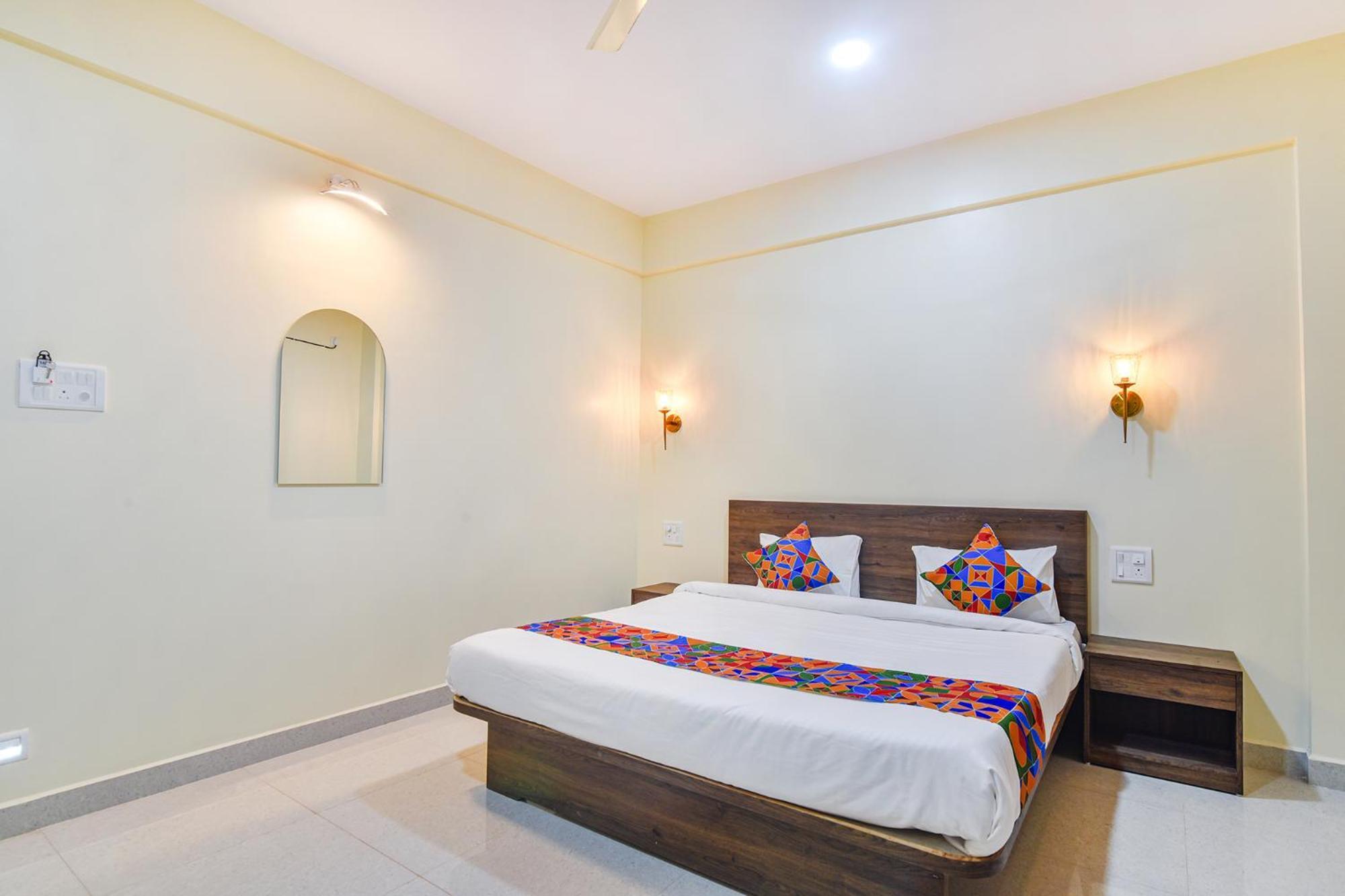 Fabhotel Baga Tulip - 500M From Baga Beach Ngoại thất bức ảnh